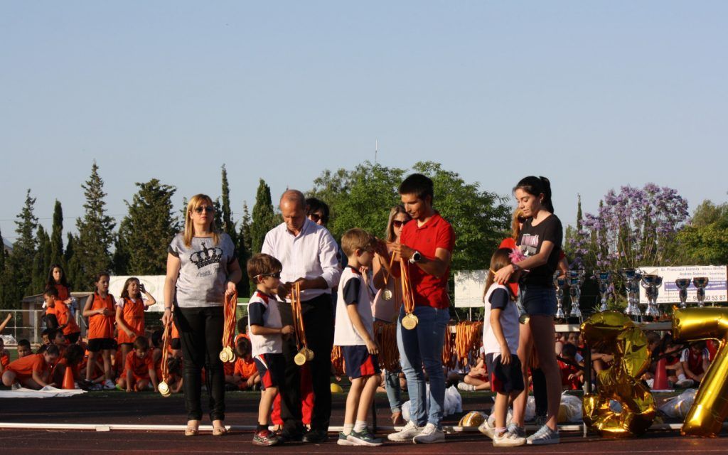 Ayuntamiento de Novelda IMG_8422-mini-1024x640 El Polideportivo Municipal acogió la clausura de la XXXVII edición de los Juegos Escolares Municipales 