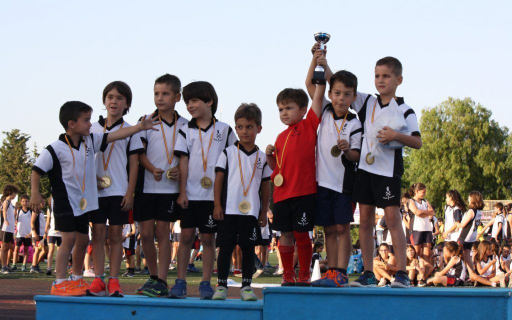 Ayuntamiento de Novelda IMG_8466-ayto-1024x640 El Polideportivo Municipal acogió la clausura de la XXXVII edición de los Juegos Escolares Municipales 