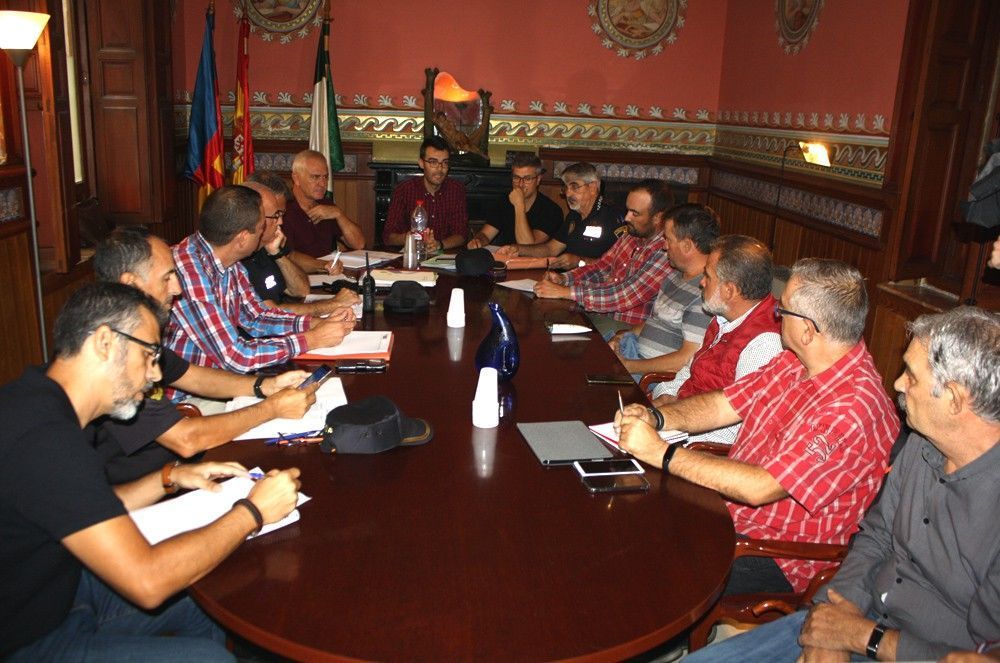 Ayuntamiento de Novelda ayto-consej El Ayuntamiento presenta al Consejo Sectorial Agrario el Plan Especial de Vigilancia Rural 