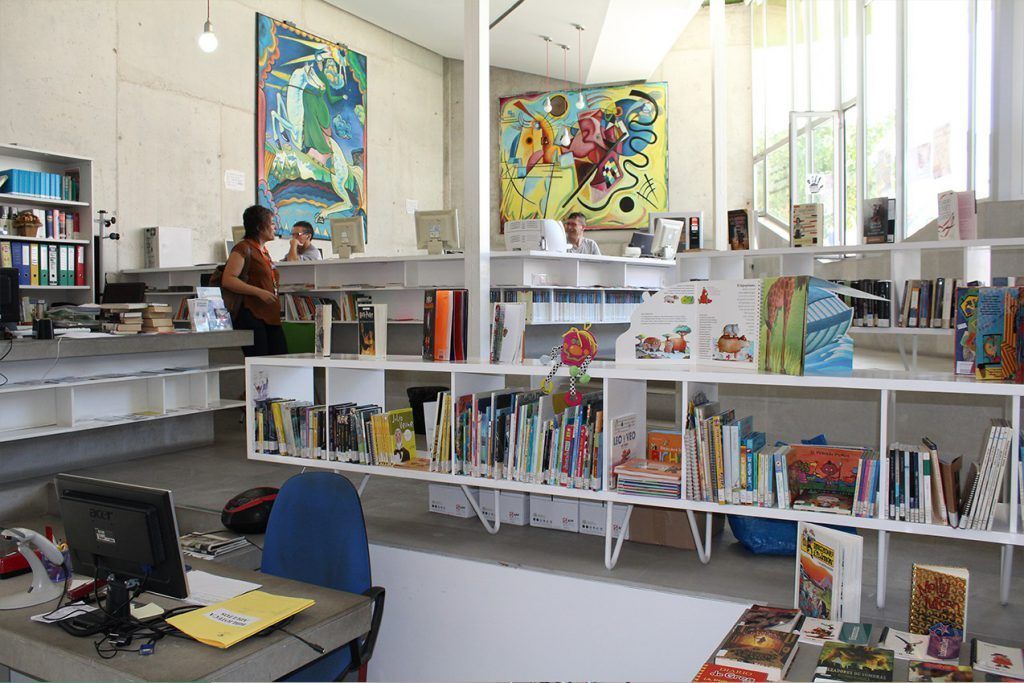 Ayuntamiento de Novelda biblio-ayto--1024x683 La Biblioteca Municipal unifica els seus serveis en el Casal de la Joventut 