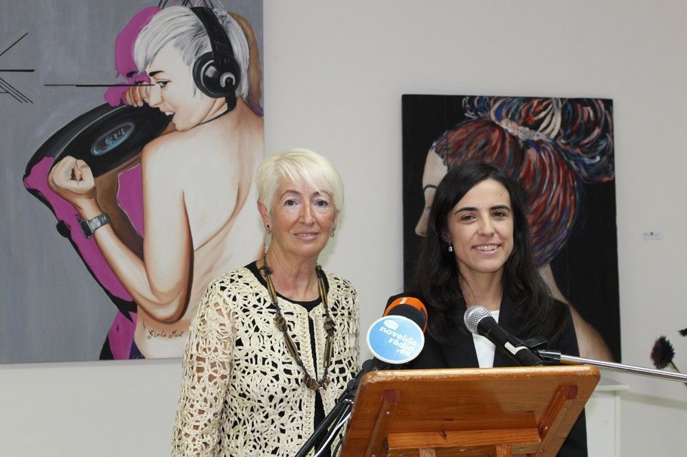 Ayuntamiento de Novelda Expo-Paqui-2-ayto Las pinturas de Paqui Miralles se exhiben en el Gómez Tortosa 