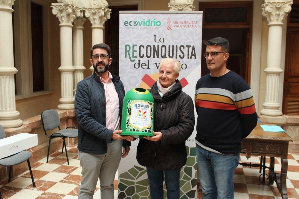 Ayuntamiento de Novelda Vidrio-1-ayto Les comparses de Novelda van reciclar 4.700 kg de vidre durant les festes 