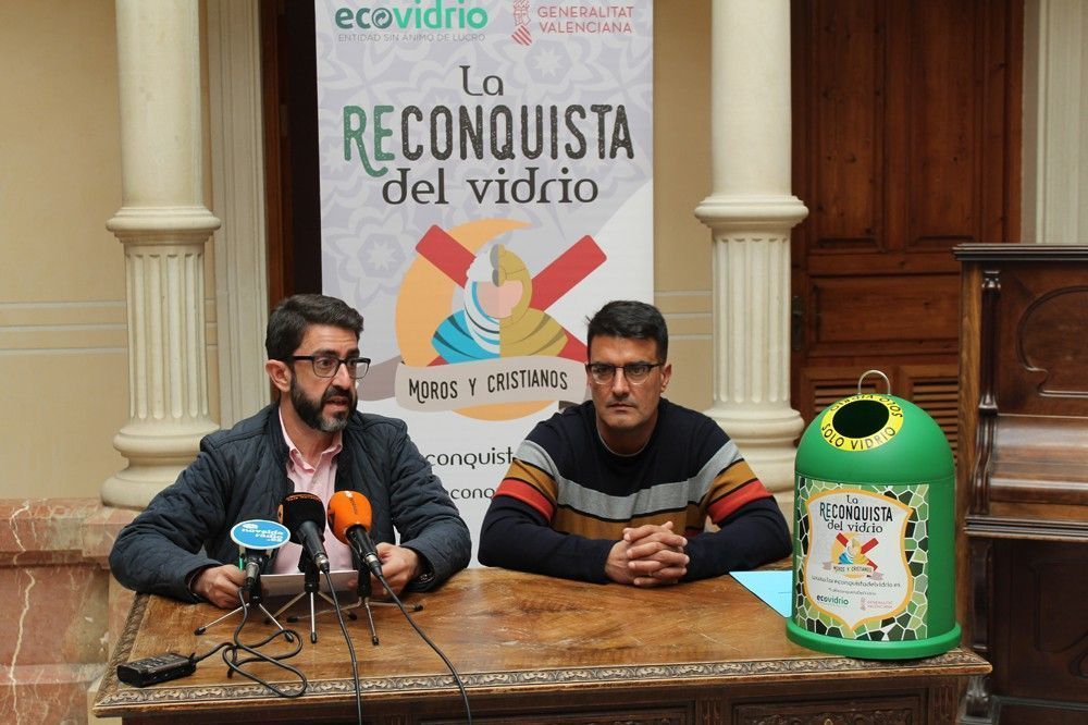 Ayuntamiento de Novelda Vidrio-2-ayto Les comparses de Novelda van reciclar 4.700 kg de vidre durant les festes 