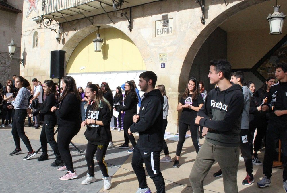 Ayuntamiento de Novelda ayto-5-1 Multitudinari acte en el Dia per a l'Eliminació de la Violència contra la Dona 
