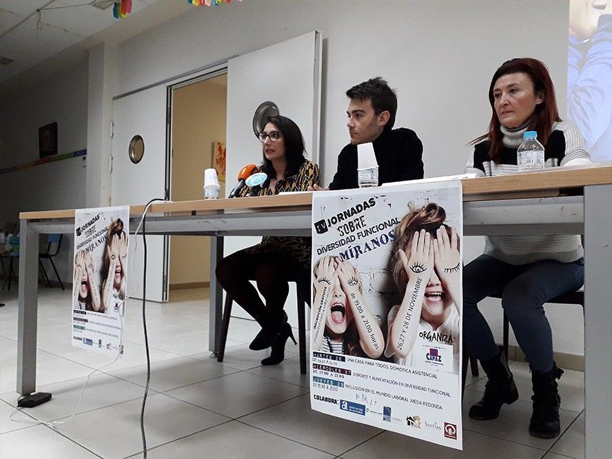 Ayuntamiento de Novelda mini-2 L'alcalde inaugura les IV Jornades  sobre Diversitat Funcional “Mira'ns” 