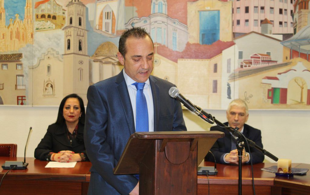 Ayuntamiento de Novelda 17-ayto-1-1024x645 El alcalde hace un llamamiento al “respeto y al consenso” en la celebración del Día de la Constitución 