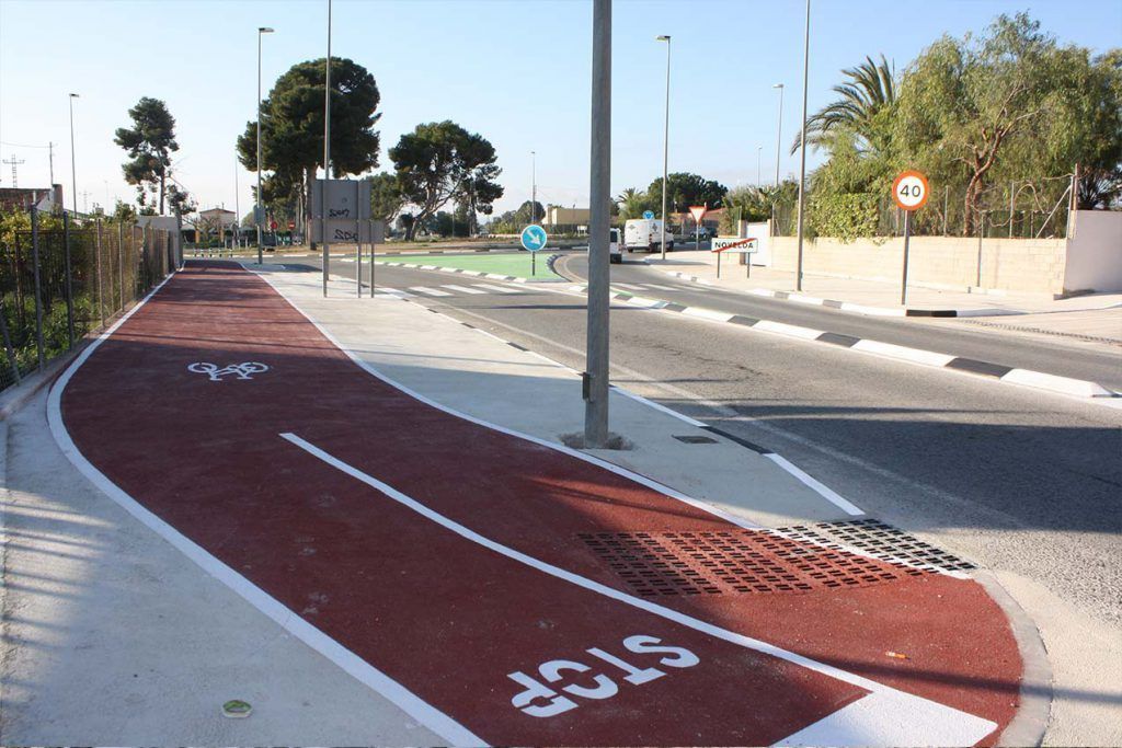 Ayuntamiento de Novelda 01-19-1024x683 Finalizan los trabajos de conexión del carril bici de la Ronda Sur con la Avenida Reyes Católicos 