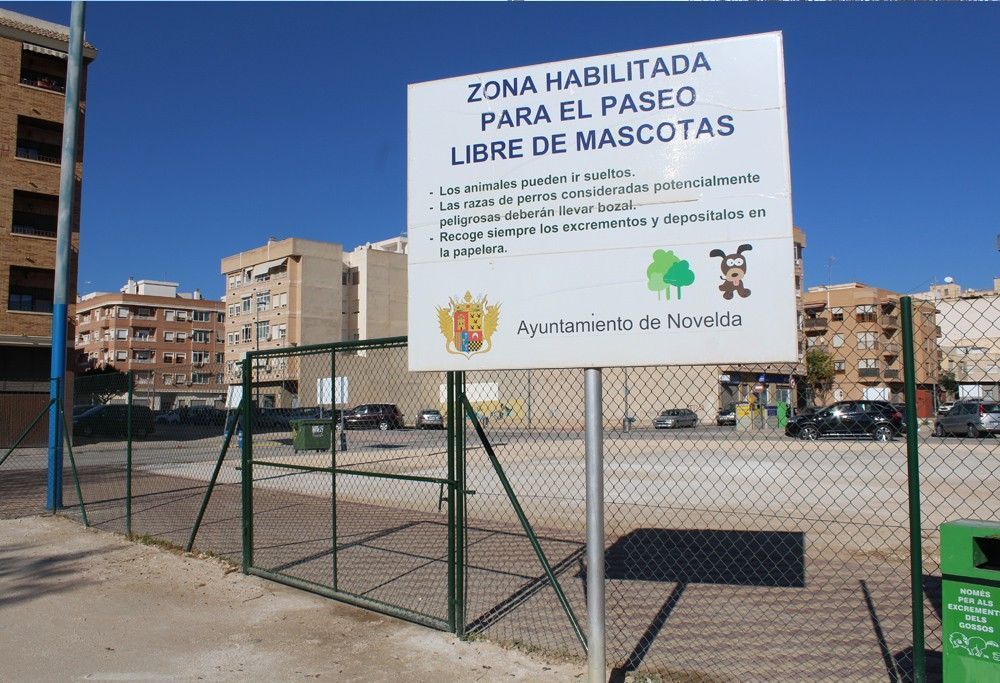 Ayuntamiento de Novelda 02-12 Mantenimiento realiza mejoras en el Parque Canino Municipal 