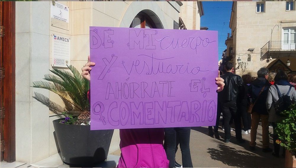 Ayuntamiento de Novelda 03-2 Novelda reivindica la igualtat real i efectiva per a les dones 