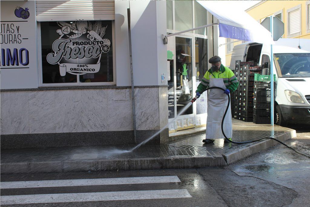 Ayuntamiento de Novelda 03-9-1024x683 L'alcalde trasllada el seu agraïment al servei de neteja viària 