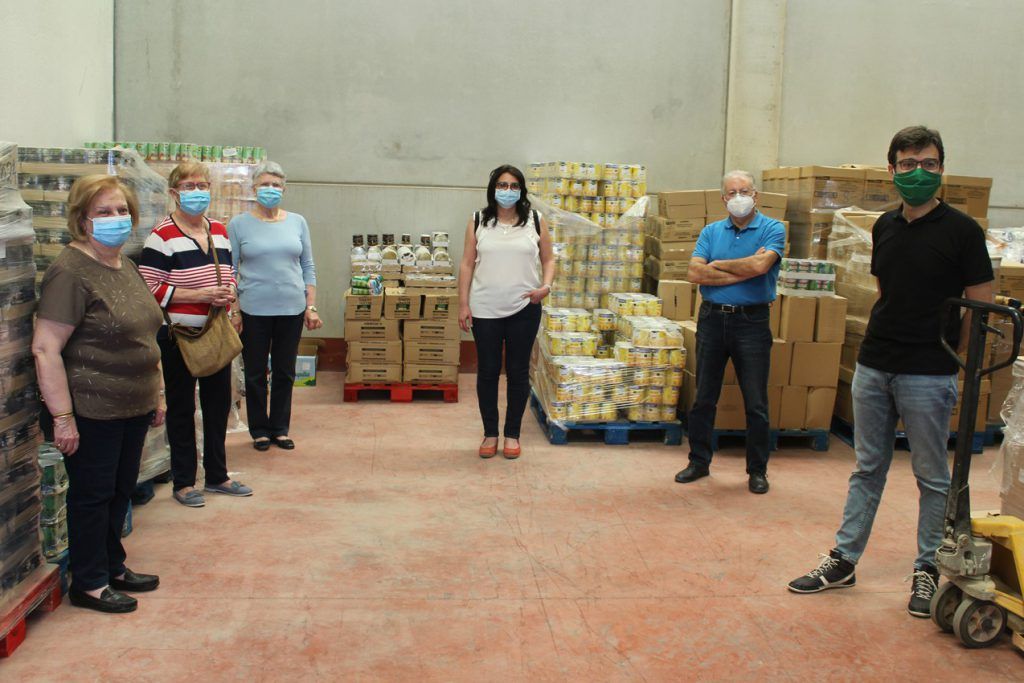 Ayuntamiento de Novelda 01-25-1024x683 L'Ajuntament retorna a Càritas la gestió del Banc d'Aliments 
