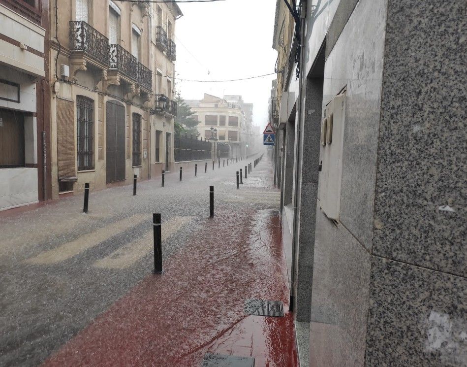 Ayuntamiento de Novelda 04-4 L'Ajuntament reclama a Conselleria una actuació urgent per a evitar inundacions en la zona centre 
