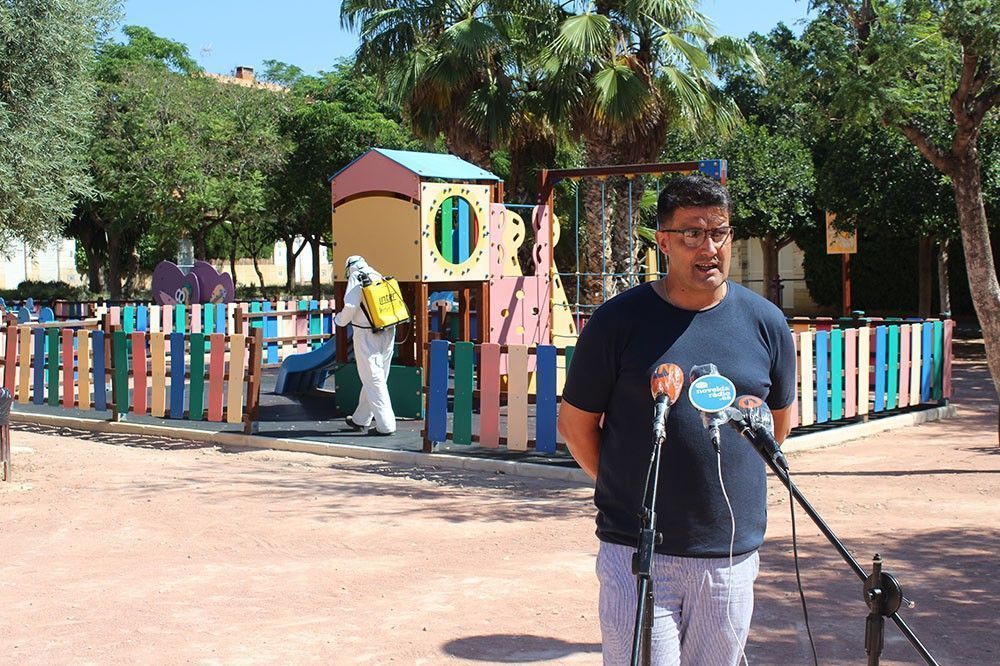 Ayuntamiento de Novelda 04-7 El Ayuntamiento reabre al público las zonas de juegos infantiles de los parques municipales 