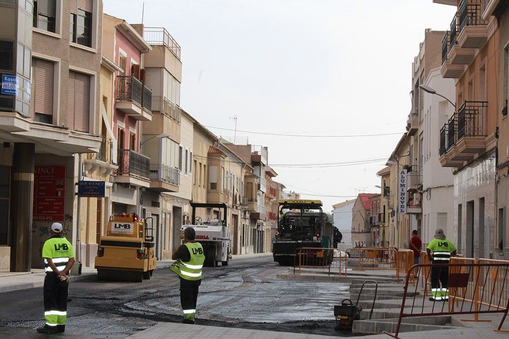 Ayuntamiento de Novelda 01-13 Avancen les obres de millora en Travessia i s'inicien actuacions en el barri de la Garrova 