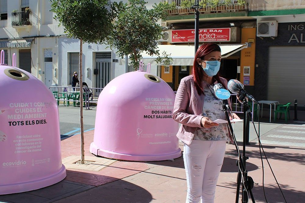 Ayuntamiento de Novelda 02-15 Novelda s'adhereix a la campanya  “Recicla Vidre per Elles” 
