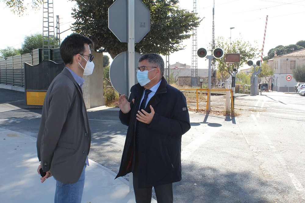 Ayuntamiento de Novelda 02-25 Ayuntamiento y ADIF estudian la mejor opción para la supresión del paso a nivel del barrio de La Estación 