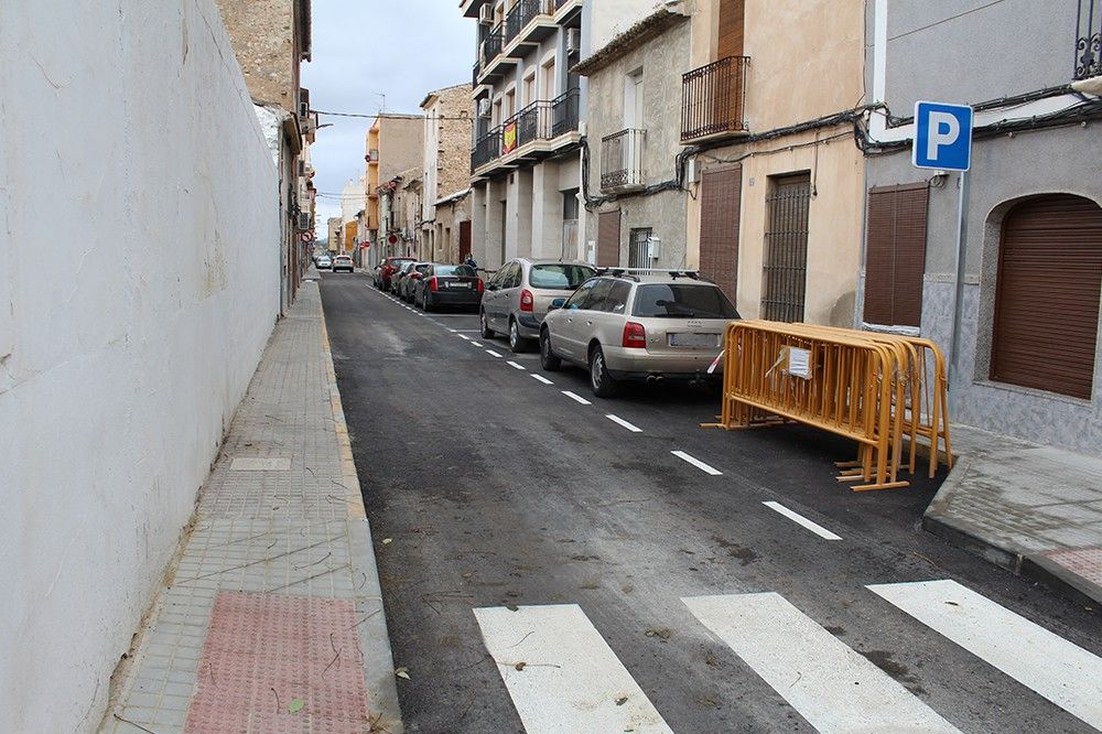 Ayuntamiento de Novelda 05-1 Es reobrin al trànsit els carrers Travessia, Sentenero i Sergento Navarro 