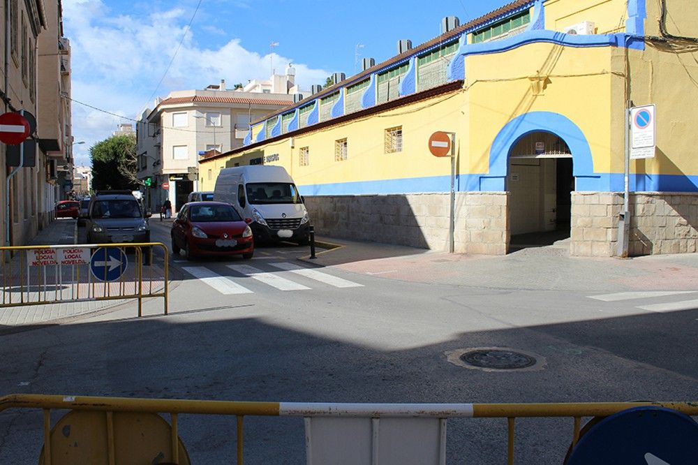 Ayuntamiento de Novelda 01-22 Se abre al tráfico la calle Desamparados entre Almoina y Alcalde Manuel Alberola 