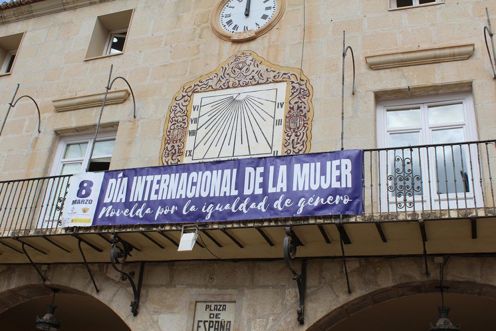 Ayuntamiento de Novelda 01-10-1024x683 Novelda se suma a la conmemoración del Día de la Mujer 