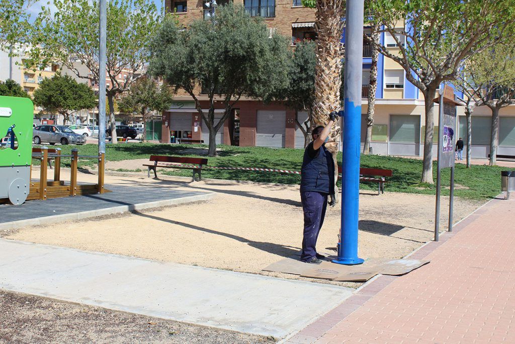 Ayuntamiento de Novelda 03-14-1024x683 Mantenimiento de Ciudad realiza mejoras en el Parque de la Piedra 