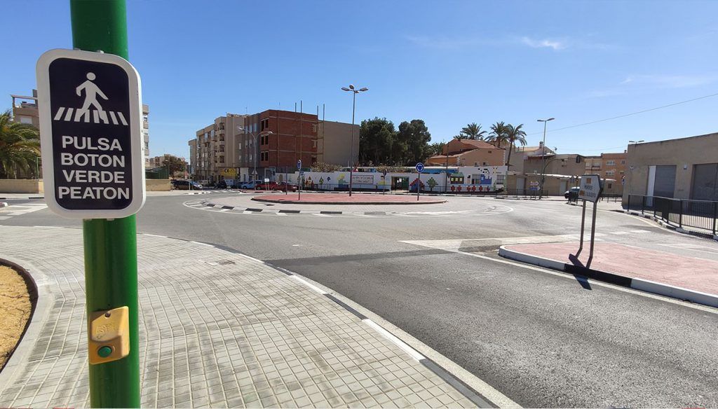 Ayuntamiento de Novelda 06-4-1024x584 Finalitzen les obres de millora de seguretat i accessibilitat del tram que uneix la Ronda Sud amb Cura González 