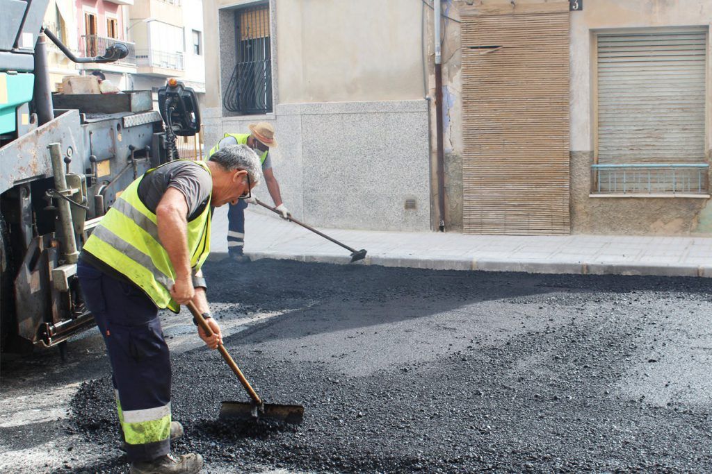 Ayuntamiento de Novelda 01-14-1024x683 Novelda aprova el projecte per a segona fase del Pla Municipal d'Asfaltat 
