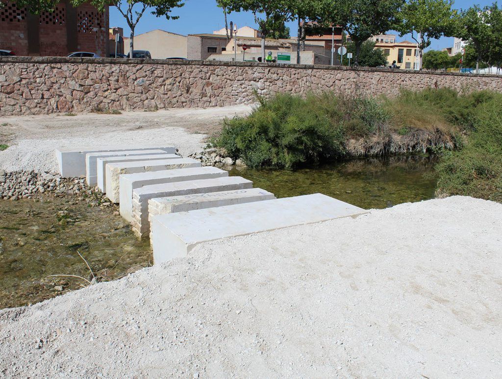 Ayuntamiento de Novelda 01-1-1024x773 Medi Ambient rehabilita el pas del riu a l'altura de Ledua 