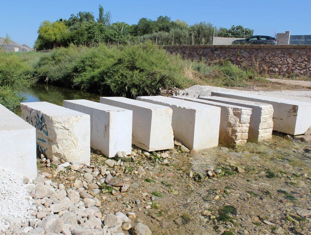 Ayuntamiento de Novelda 02-1-1024x773 Medi Ambient rehabilita el pas del riu a l'altura de Ledua 