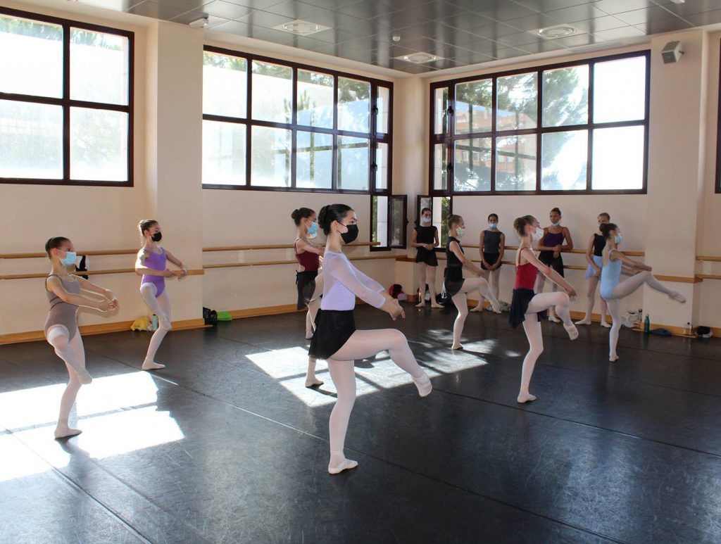 Ayuntamiento de Novelda 03-21-1024x773 Novelda vuelve a convertirse en epicentro de la danza clásica con el Russian Master Ballet Camp 