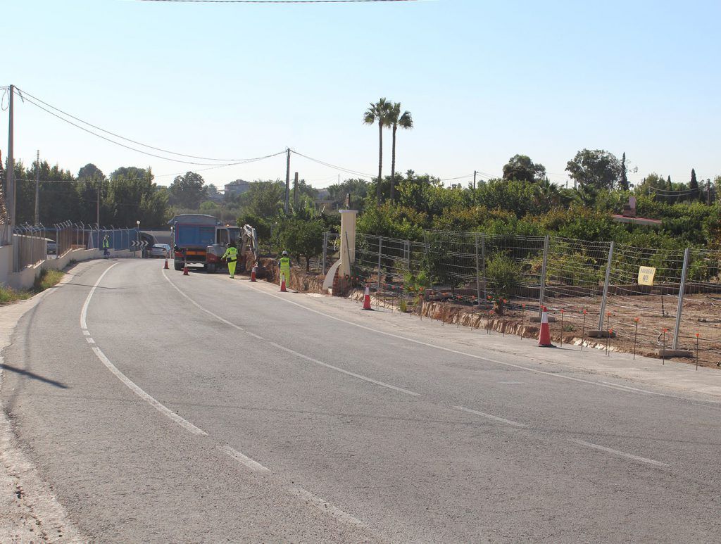 Ayuntamiento de Novelda 02-5-1024x773 Se inician los trabajos para la finalización del carril ciclopeatonal de la carretera del Castillo 