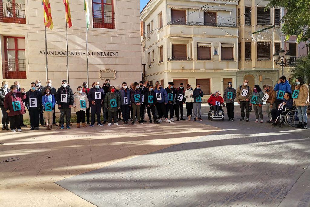 Ayuntamiento de Novelda 08-1-1024x683 Novelda reclama respecte, esforç i igualtat en el Dia Internacional de la Discapacitat 