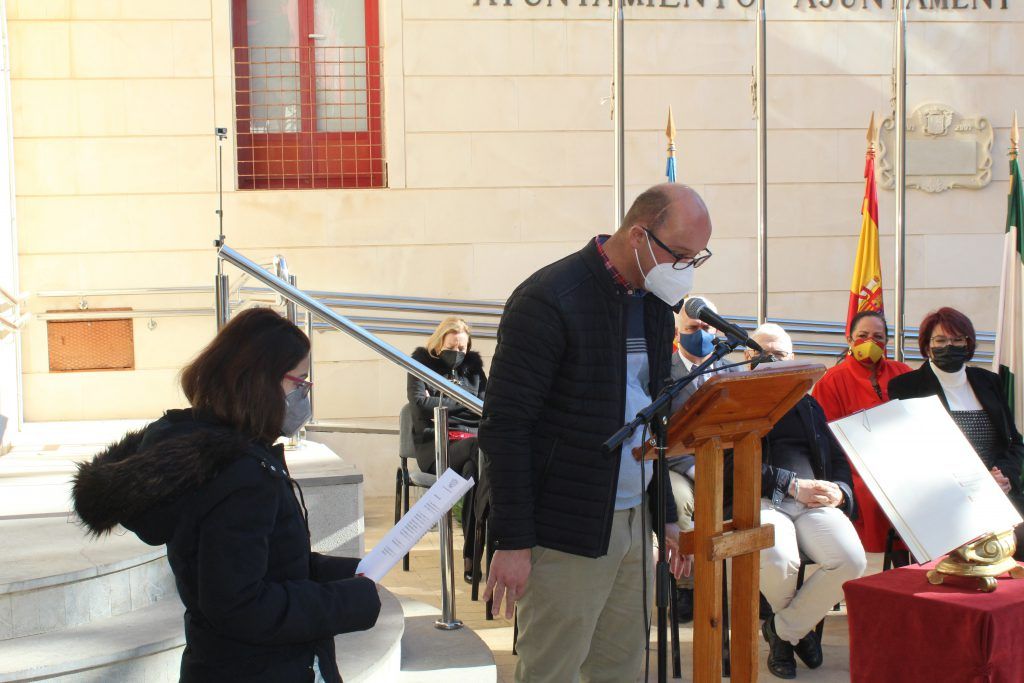 Ayuntamiento de Novelda 08-3-1024x683 El alcalde aboga por mantener el diálogo y el consenso para afrontar la renovación de la Constitución 