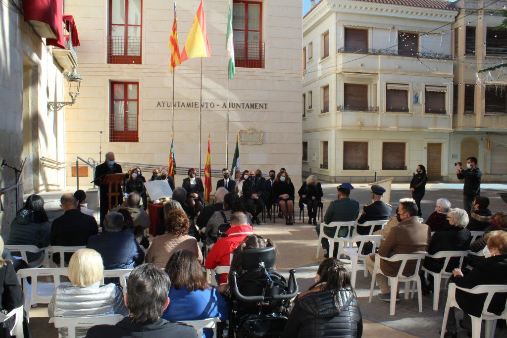 Ayuntamiento de Novelda 13-1-1024x683 El alcalde aboga por mantener el diálogo y el consenso para afrontar la renovación de la Constitución 