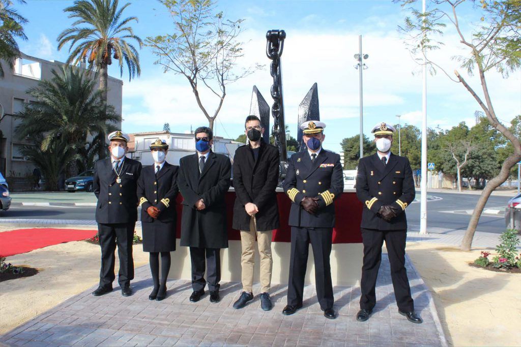Ayuntamiento de Novelda 03-2-1024x683 S'inaugura el monument amb l'ancora cedida per l'Armada Espanyola en homenatge a Jorge Juan 