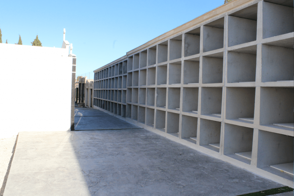 Ayuntamiento de Novelda 02-1024x683 Finalizan las obras de mejora en el Cementerio Municipal 