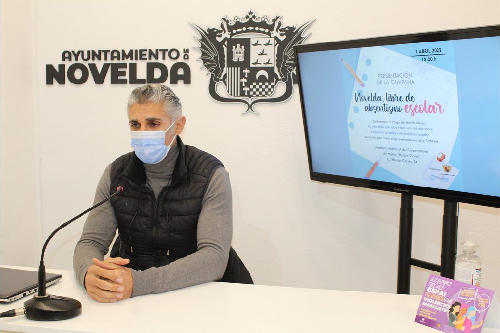 Ayuntamiento de Novelda 01-30-1024x682 Educació presenta la campanya “Novelda, lliure d'absentisme escolar” 