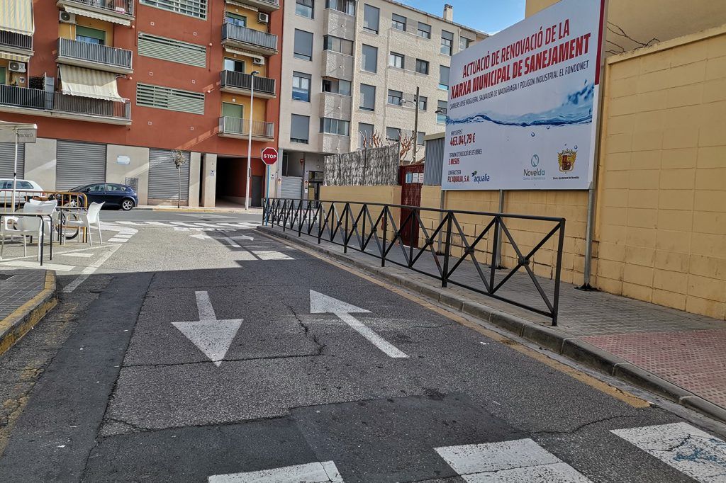 Ayuntamiento de Novelda 04-3-1024x682 S'inicien les obres de millora del clavegueram al carrer José Noguera 
