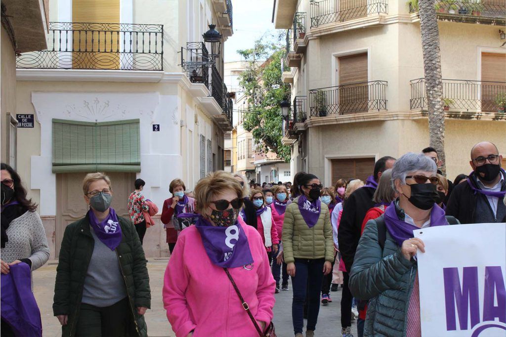 Ayuntamiento de Novelda 26-1024x682 Novelda es manifesta per l'apoderament de les dones 