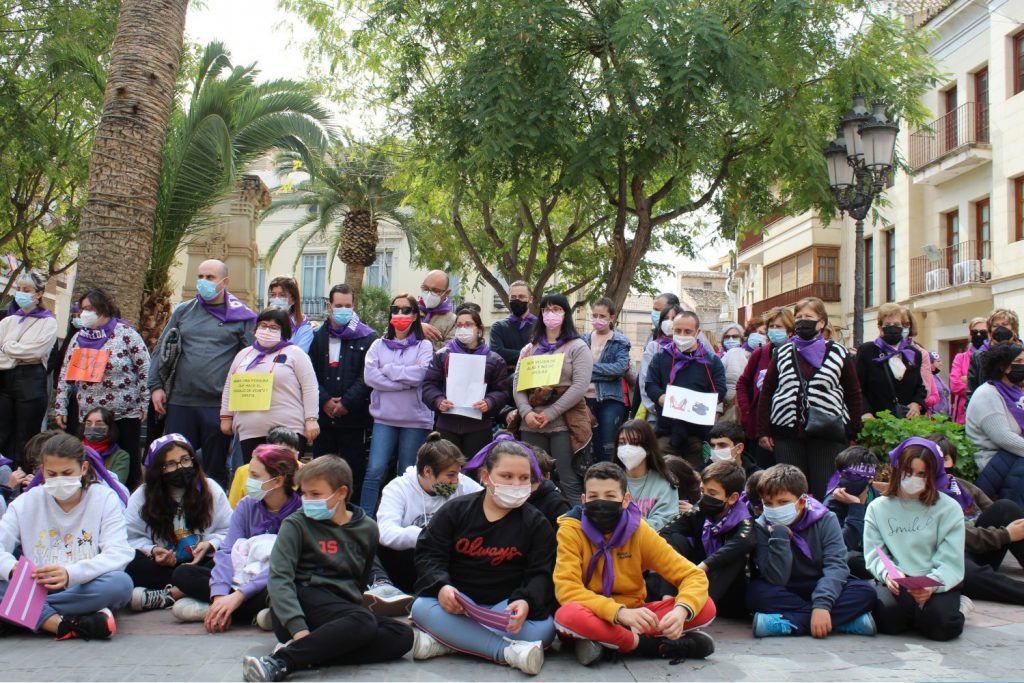Ayuntamiento de Novelda 35-1024x683 Novelda se manifiesta por el empoderamiento de las mujeres 