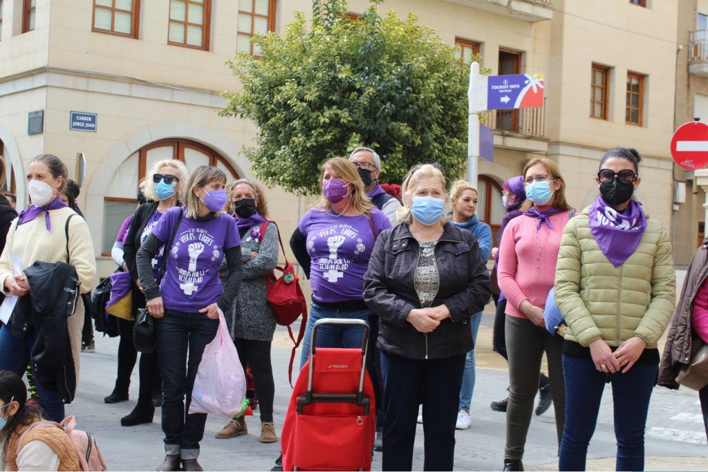 Ayuntamiento de Novelda 37-1024x683 Novelda es manifesta per l'apoderament de les dones 