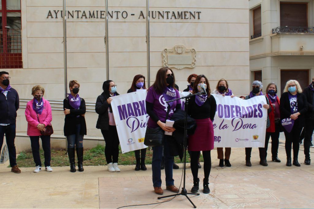 Ayuntamiento de Novelda 41-1024x683 Novelda es manifesta per l'apoderament de les dones 