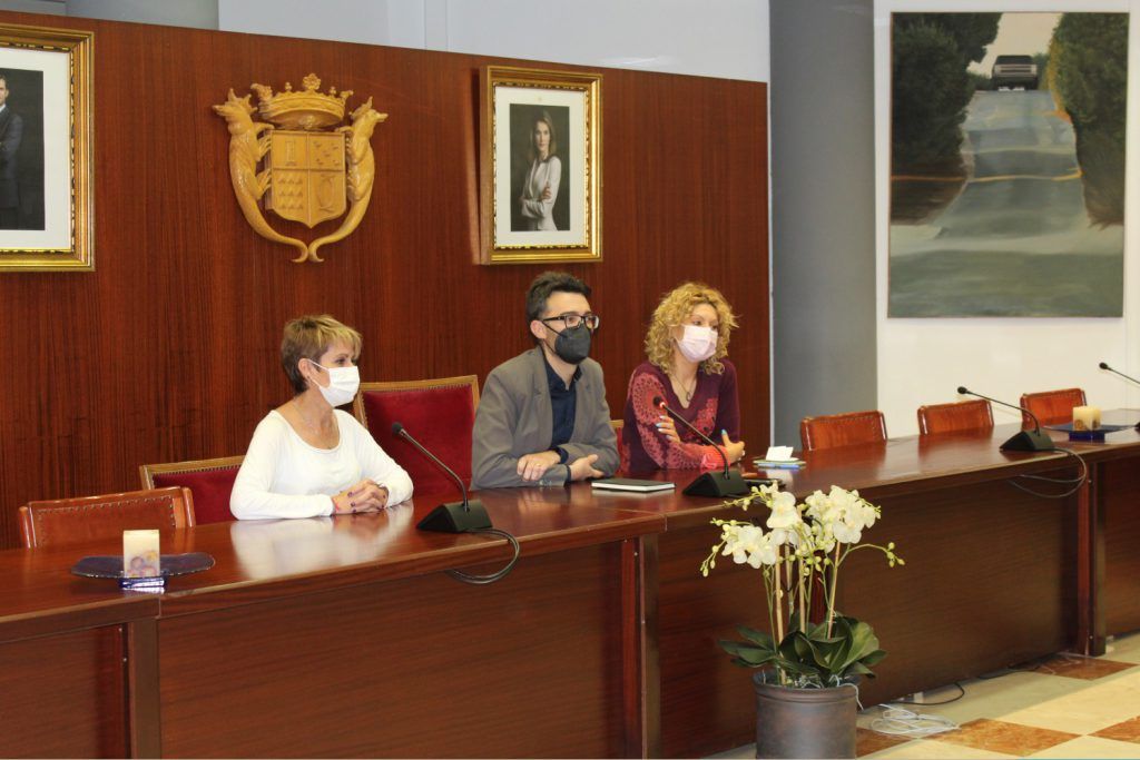 Ayuntamiento de Novelda 01-visita-ceip-jorge-juan-1024x683 Alumnado del  CEIP Jorge Juan presenta propuestas para una ciudad más inclusiva, segura y sostenible 