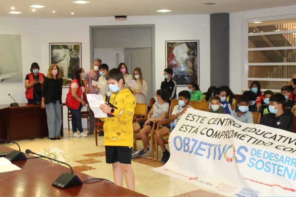 Ayuntamiento de Novelda 09-visita-ceip-jorge-juan-1024x683 Alumnado del  CEIP Jorge Juan presenta propuestas para una ciudad más inclusiva, segura y sostenible 