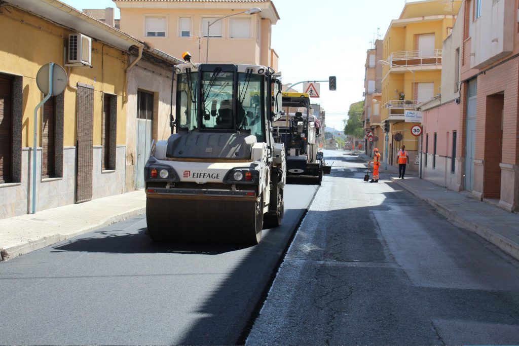 Ayuntamiento de Novelda 03-asfaltado-casco-urbano-1024x683 S'inicia la fase final del Pla Municipal d'Asfaltat 2022 
