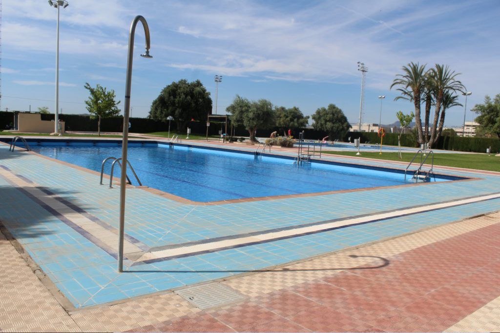 Ayuntamiento de Novelda 04-apertura-piscina-1024x683 Les piscines obrin les seues portes amb horari ininterromput 