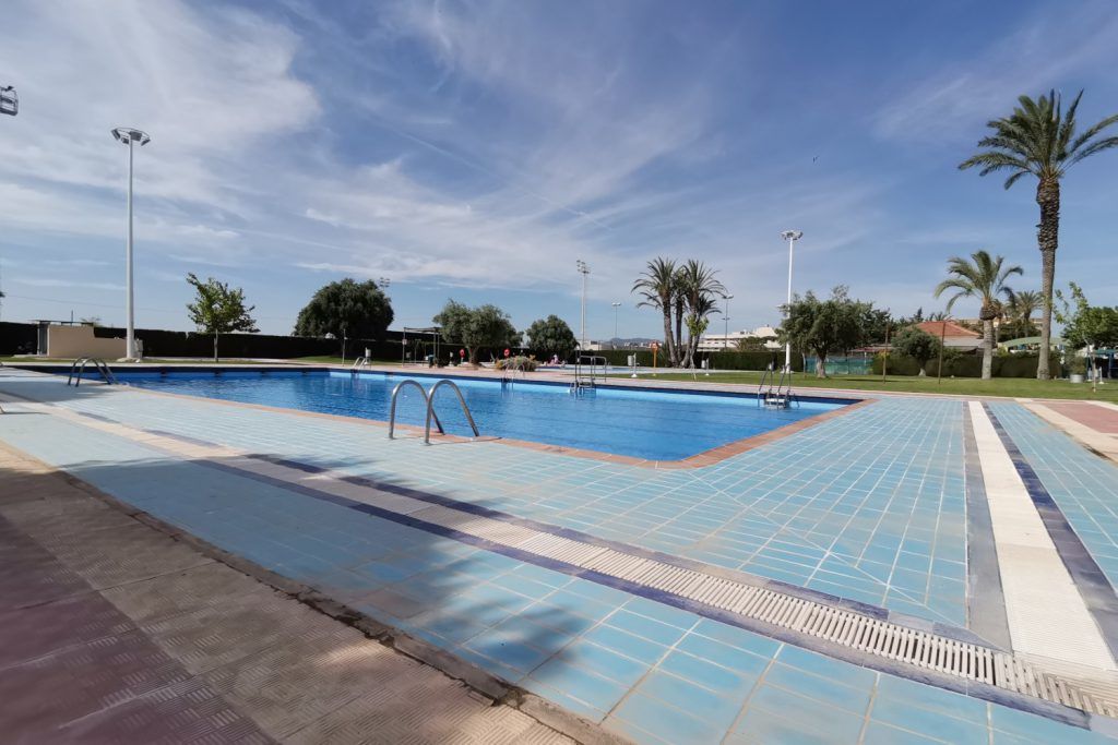 Ayuntamiento de Novelda 05-apertura-piscinas-1024x683 Les piscines obrin les seues portes amb horari ininterromput 