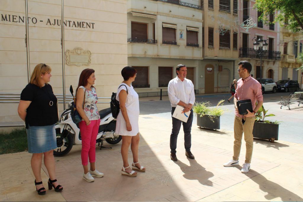Ayuntamiento de Novelda 07-visita-Herick-campos-1024x683 Novelda presenta al Director General de Turisme els seus projectes per a potenciar la marca Novelda Modernista 