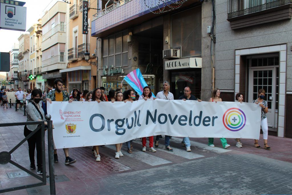Ayuntamiento de Novelda 09-Dia-Orgullo-LGTBI-1024x683 Novelda se suma a la celebració del Dia Internacional de l'Orgull LGTBI 