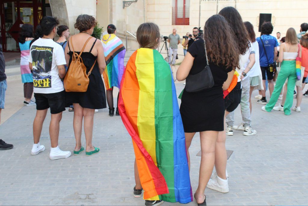 Ayuntamiento de Novelda 14-Dia-Orgullo-LGTBI-1024x683 Novelda se suma a la celebració del Dia Internacional de l'Orgull LGTBI 