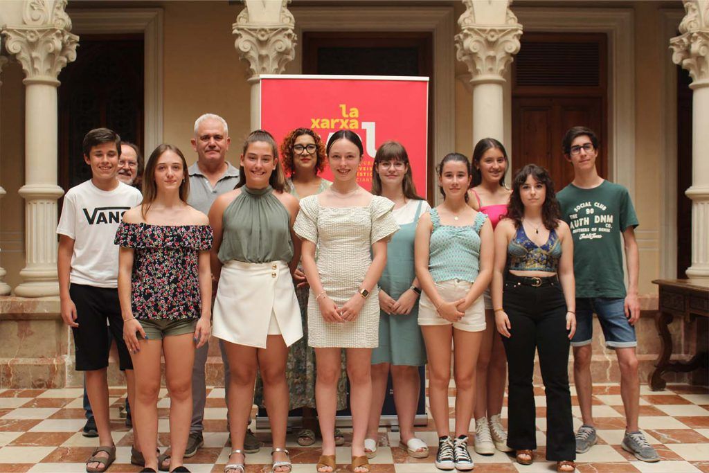 Ayuntamiento de Novelda Pascual-Garcia-1024x683 El Centro Cultural Gómez Tortosa ha acogido la entrega de premios del XVI Concurso Juvenil de Literatura en Valencià Pascual García. 